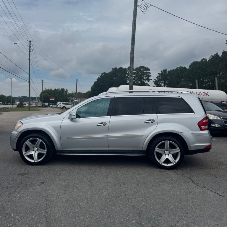 2011 Mercedes-Benz GL-Class Image 17