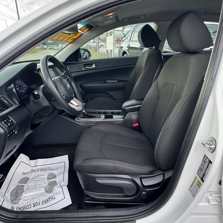 2019 Kia Optima Image 6