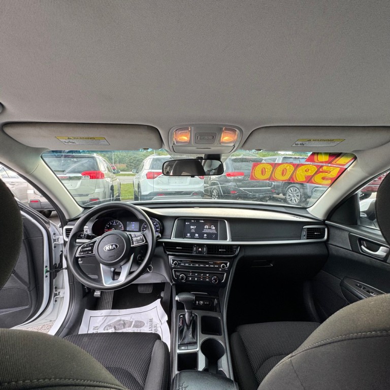 2019 Kia Optima Image 8