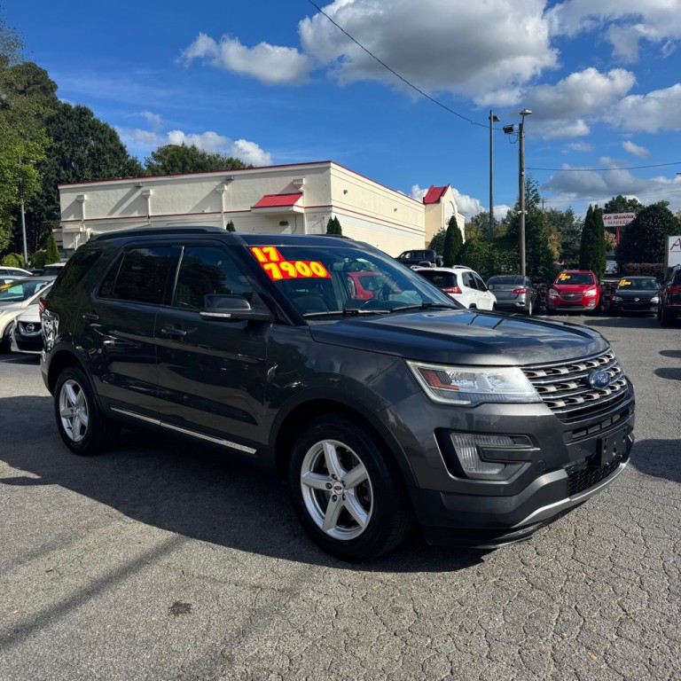 2017 Ford Explorer Image 2