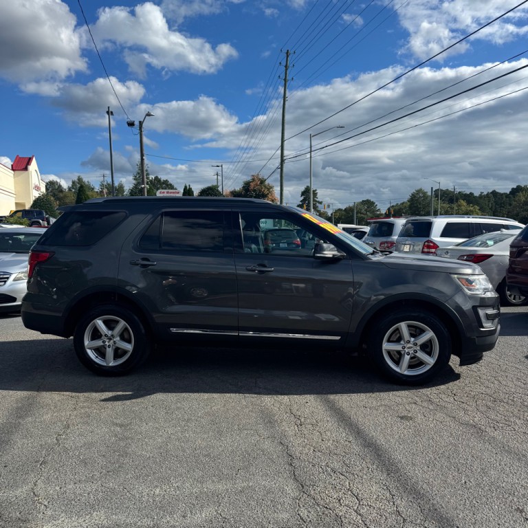 2017 Ford Explorer Image 4