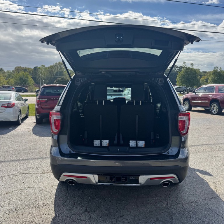 2017 Ford Explorer Image 14