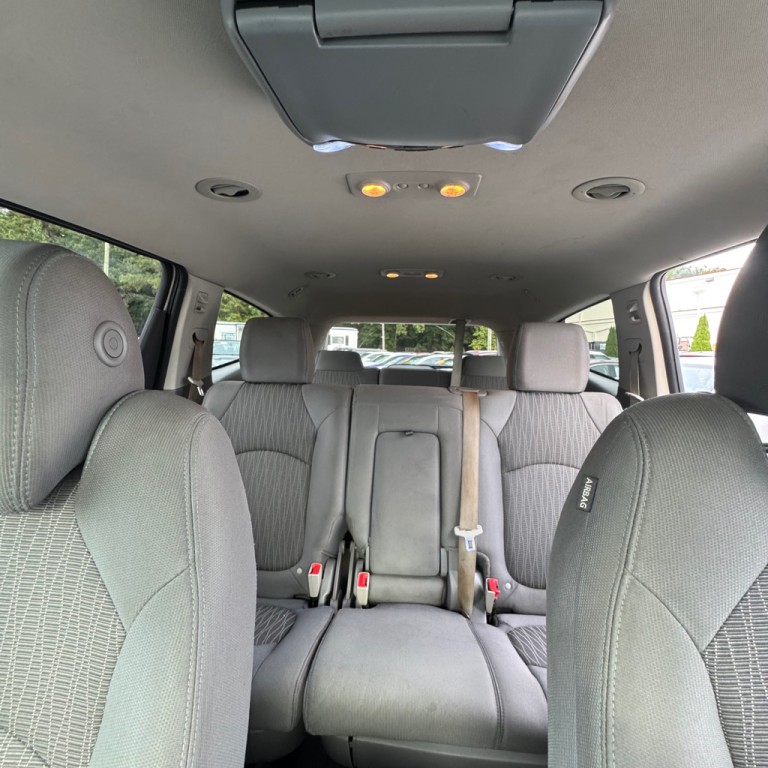 2017 Chevrolet Traverse Image 10