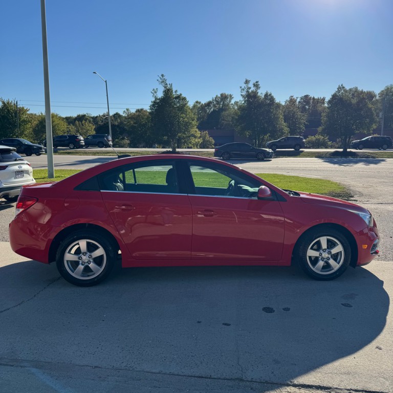 2016 Chevrolet Cruze Image 4