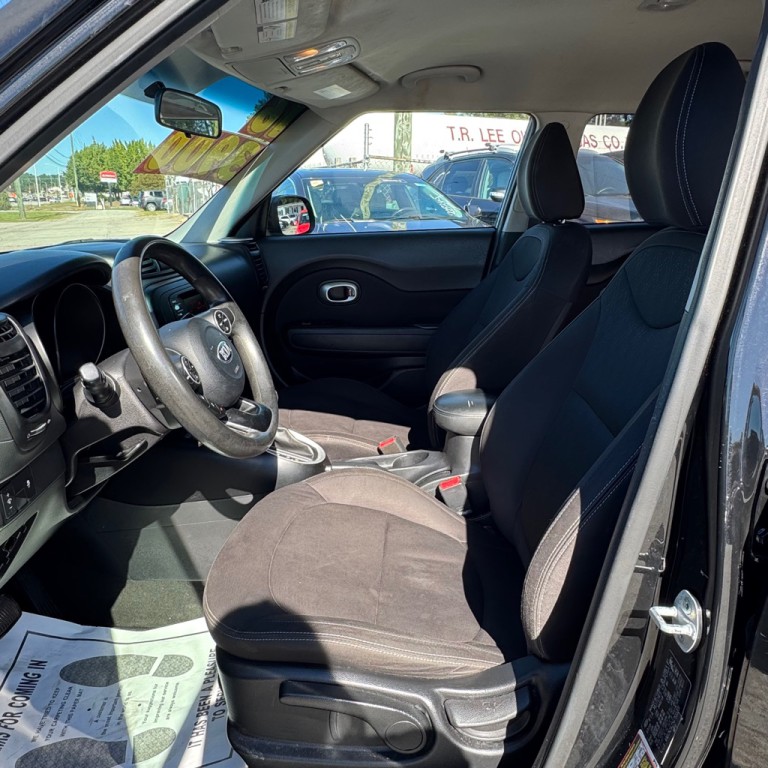 2016 Kia Soul Image 6
