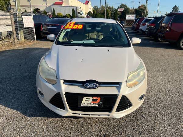 2012 Ford Focus Image 2