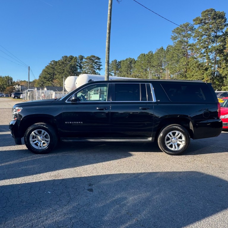 2019 Chevrolet Suburban Image 16
