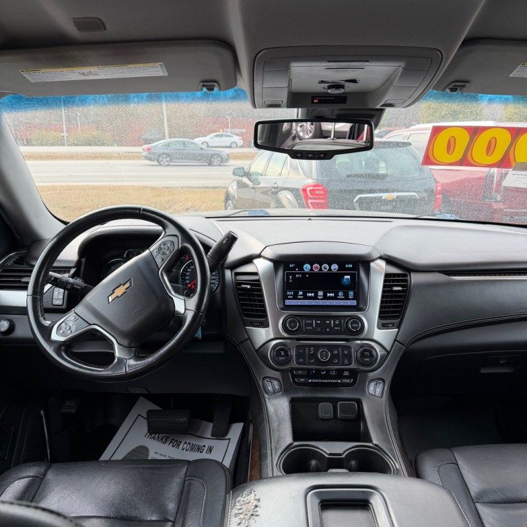 2019 Chevrolet Suburban Image 7