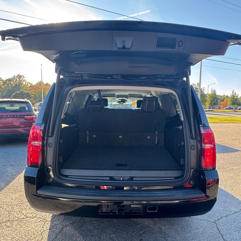 2019 Chevrolet Suburban Image 13
