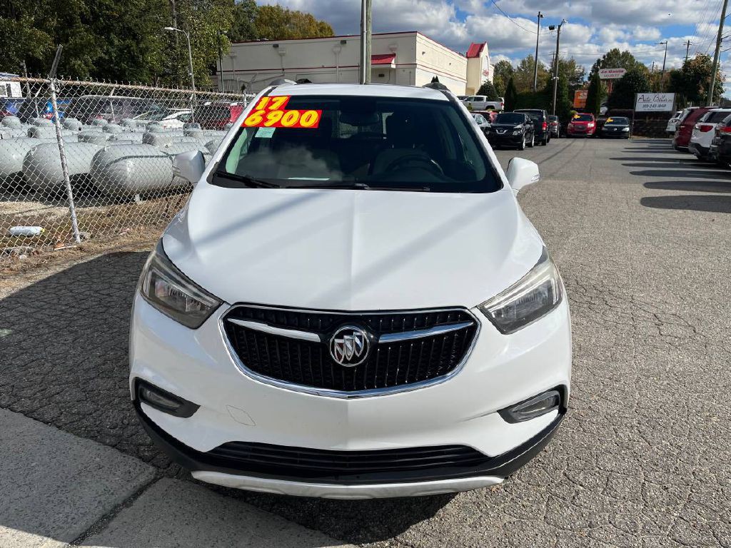 2017 Buick Enclave Image 2