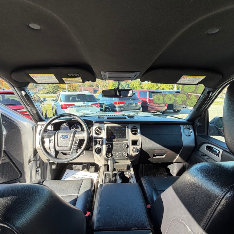 2016 Ford Expedition Image 8