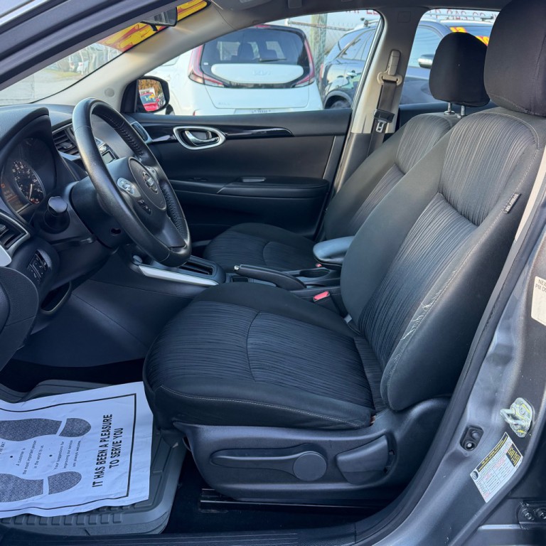 2019 Nissan Sentra Image 6