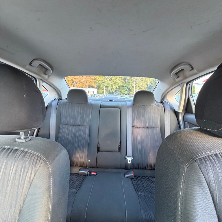 2019 Nissan Sentra Image 9