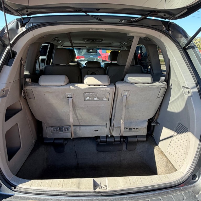 2011 Honda Odyssey Image 13