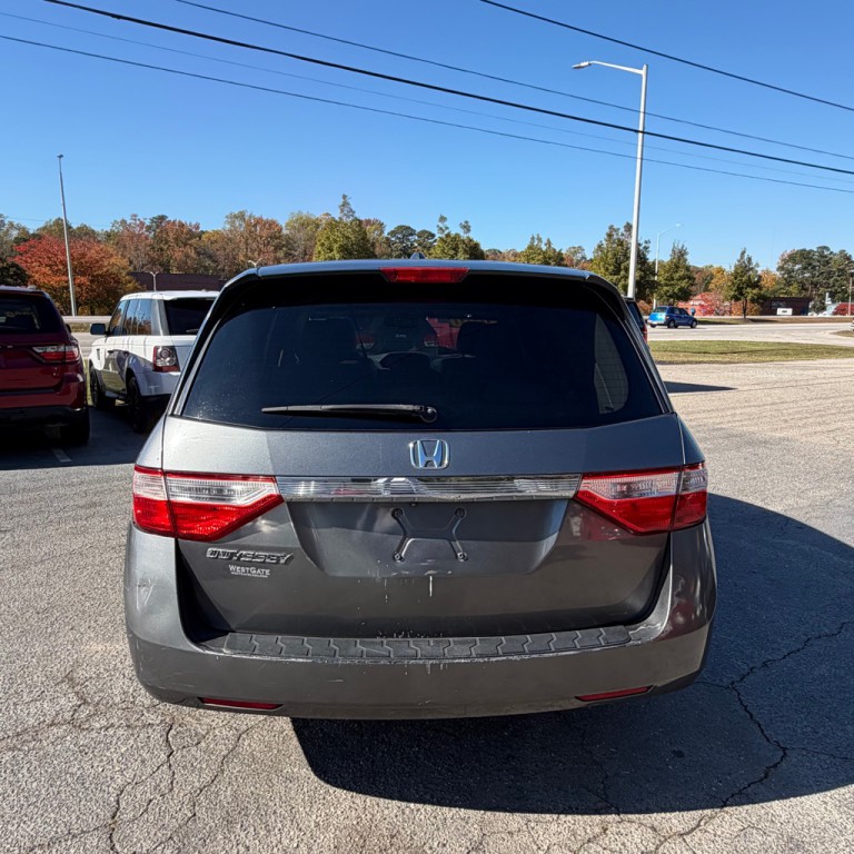 2011 Honda Odyssey Image 18