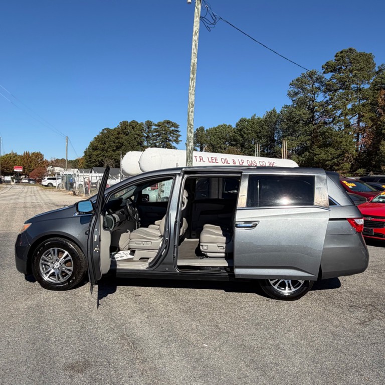 2011 Honda Odyssey Image 19