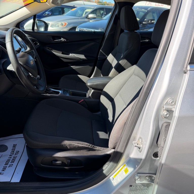 2017 Chevrolet Cruze Image 6