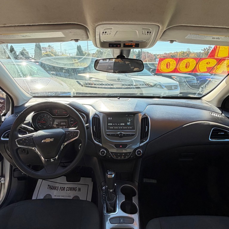 2017 Chevrolet Cruze Image 7