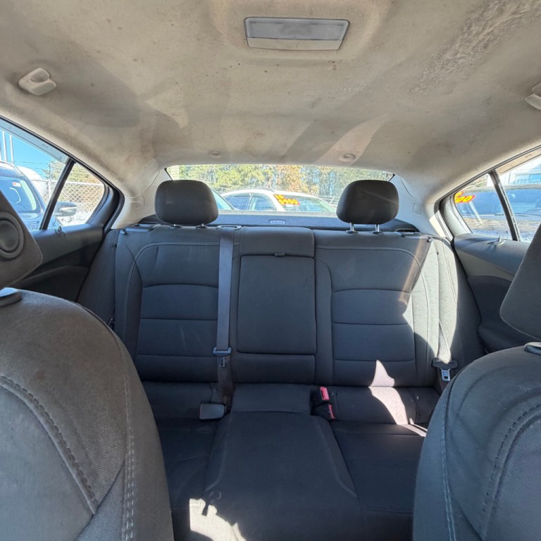 2017 Chevrolet Cruze Image 9