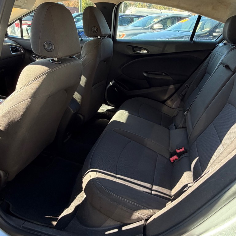 2017 Chevrolet Cruze Image 10