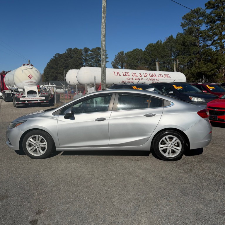 2017 Chevrolet Cruze Image 13