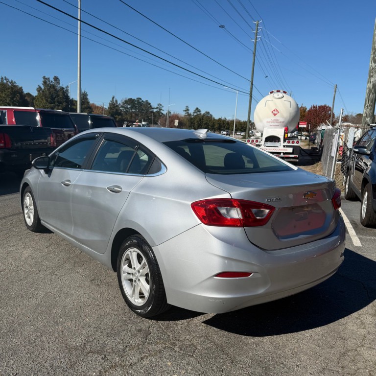 2017 Chevrolet Cruze Image 14