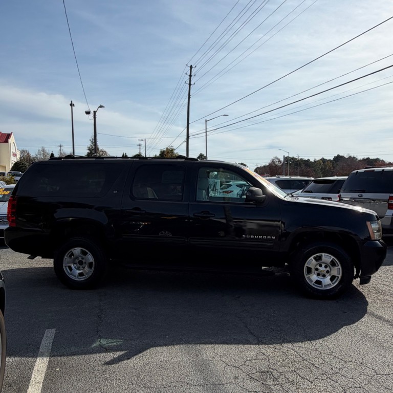2014 Chevrolet Suburban Image 4