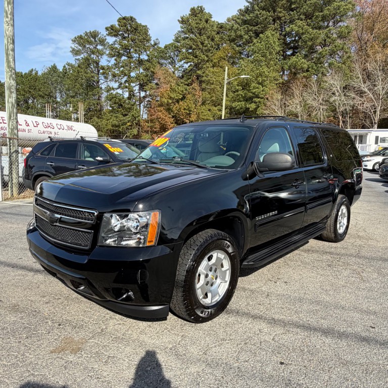 2014 Chevrolet Suburban Image 15