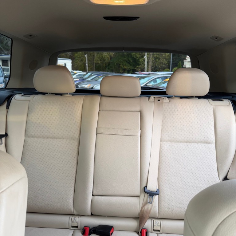 2014 Mercedes-Benz GLK-Class Image 11