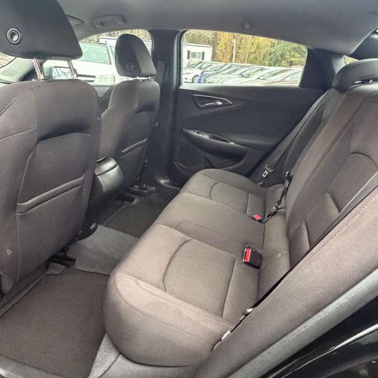 2019 Chevrolet Malibu Image 10