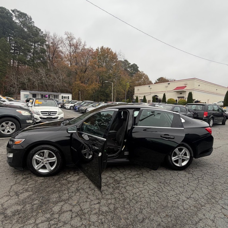 2019 Chevrolet Malibu Image 16