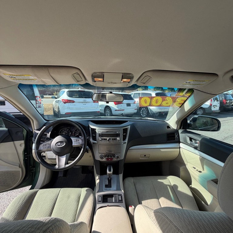 2011 Subaru Outback Image 8