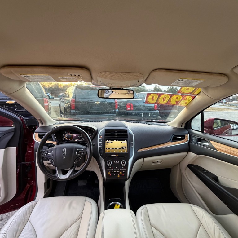 2016 Lincoln MKC Image 8