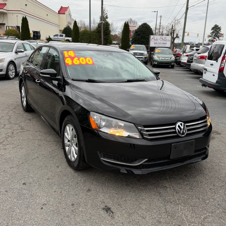2014 Volkswagen Passat Image 1