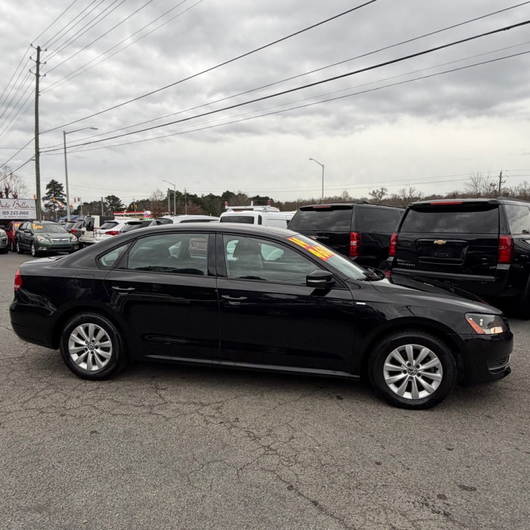 2014 Volkswagen Passat Image 4