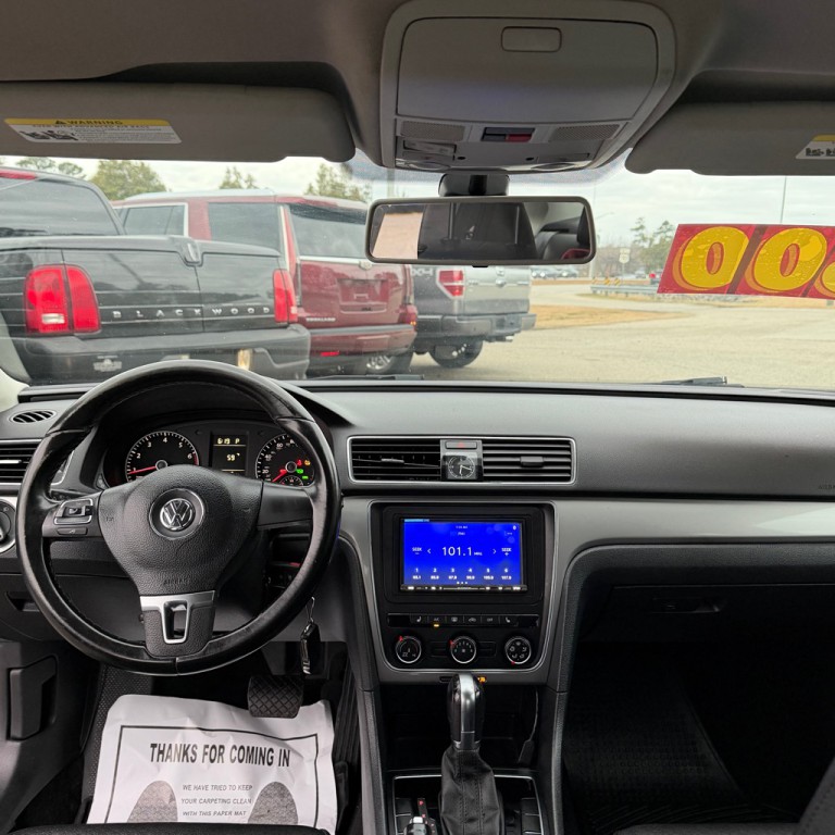 2014 Volkswagen Passat Image 7
