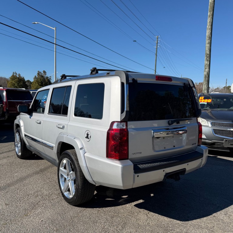 2010 Jeep Commander Image 17