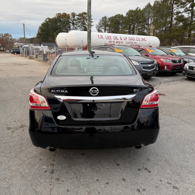 2013 Nissan Altima Image 15