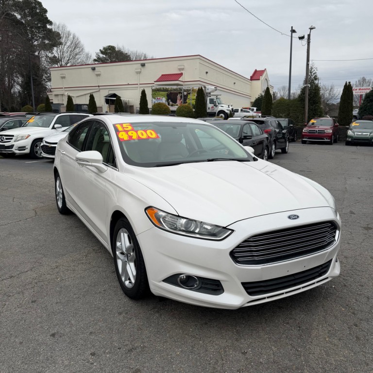 2015 Ford Fusion Image 1