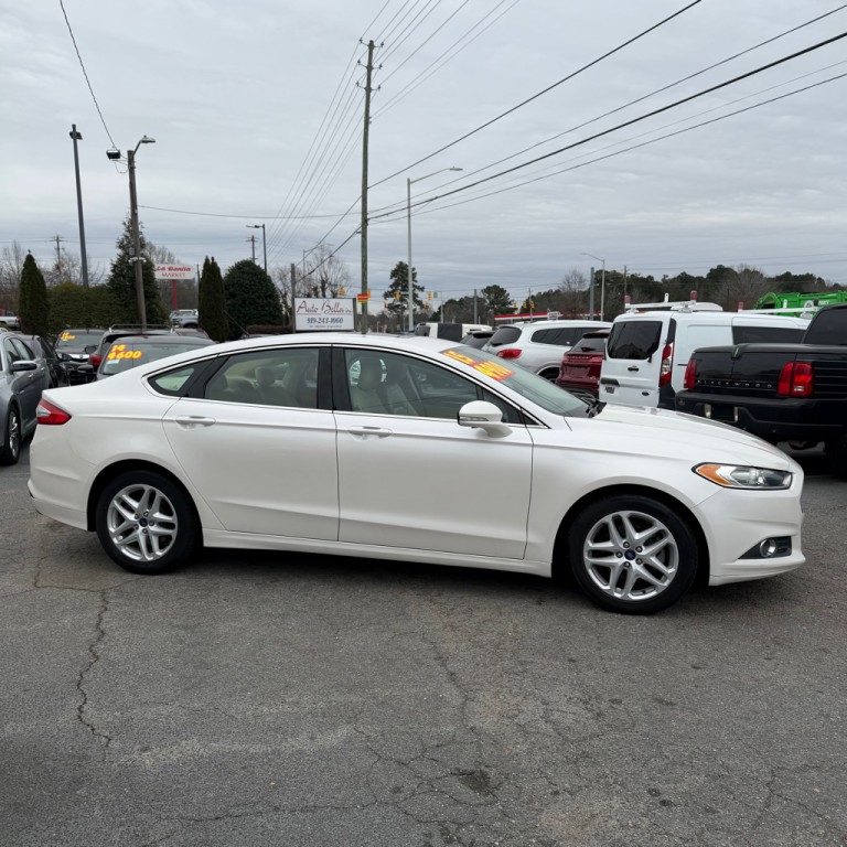 2015 Ford Fusion Image 4
