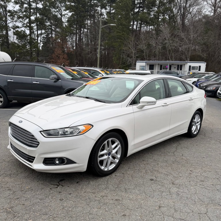 2015 Ford Fusion Image 12