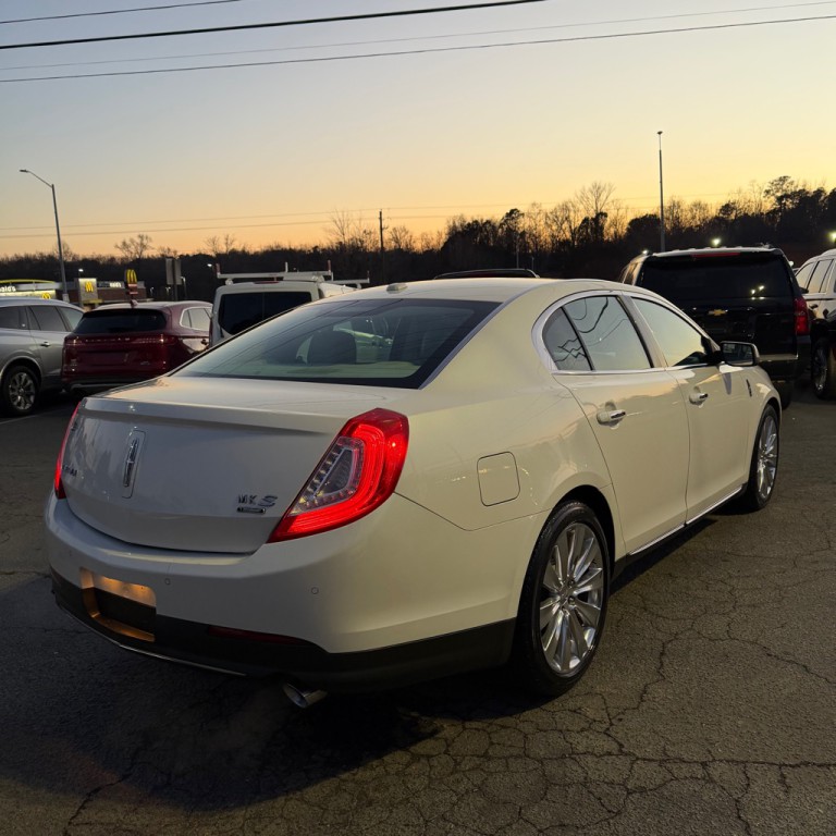 2013 Lincoln MKS Image 3