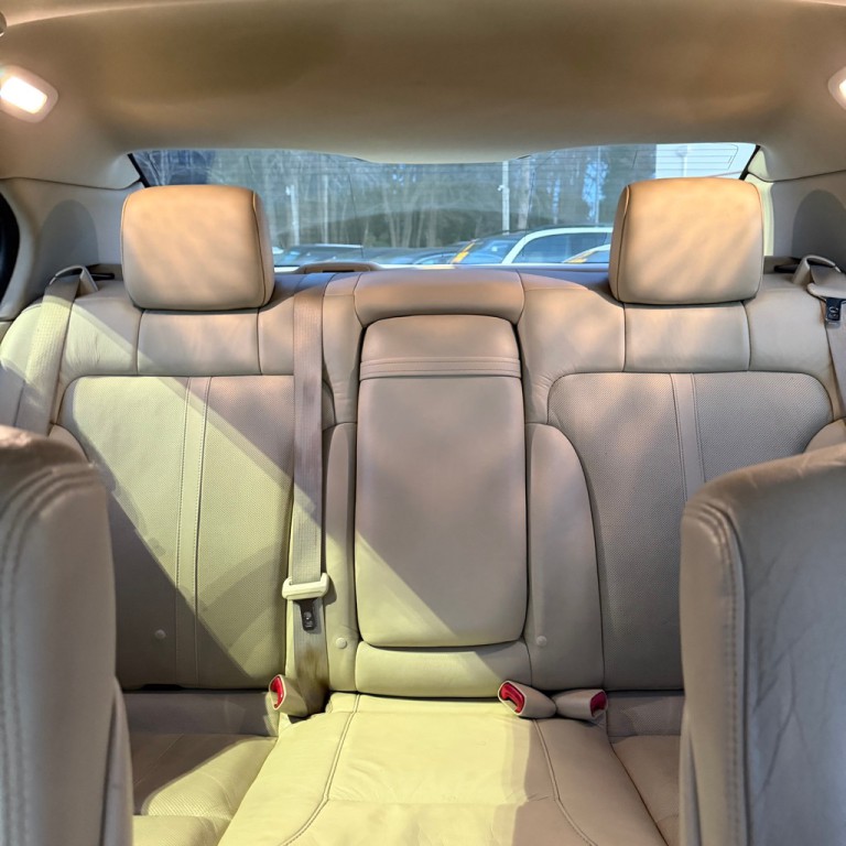 2013 Lincoln MKS Image 11