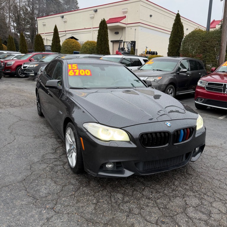 2015 BMW 5 Series Image 1