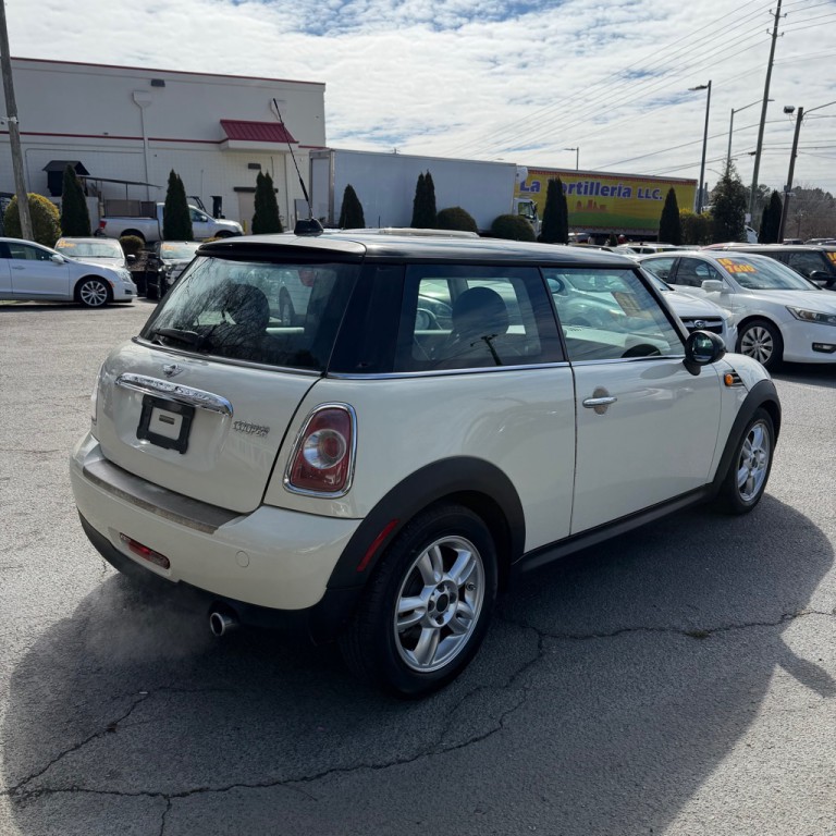 2012 MINI Cooper Image 3