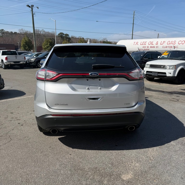 2018 Ford Edge Image 17