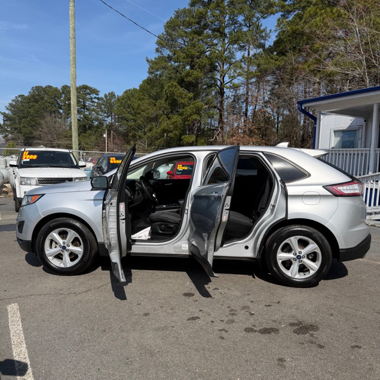 2018 Ford Edge Image 18