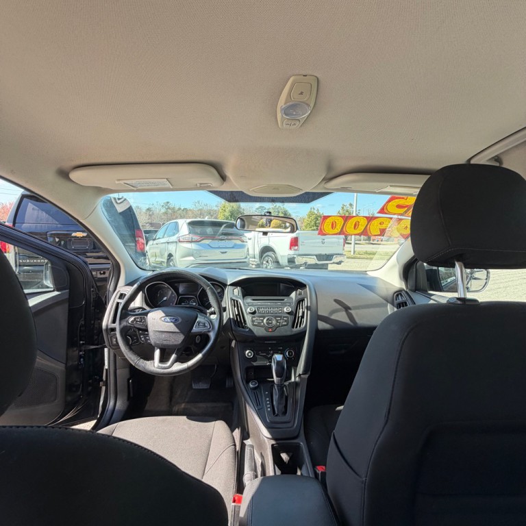 2015 Ford Focus Image 8