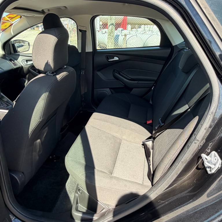 2015 Ford Focus Image 10