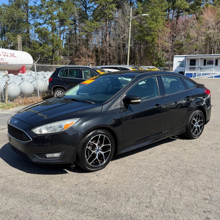 2015 Ford Focus Image 12